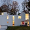 white-modern-residence-3