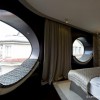 Nội thất đơn giản - sáng trọng, ô cửa sổ độc đáo