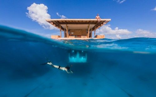 Phòng trọ trong lòng biển thuộc Manta Resort, Phi Châu Ảnh © Jesper Anhede Tất cả hình ảnh do Manta Resort cung cấp