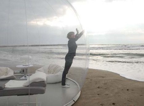 inflatable beach bubble room