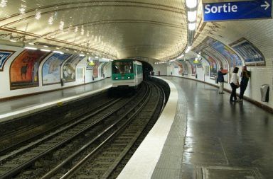 171838500 9b0ae75270 o Metro de Paris Ligne 12 station Lamarck Caulaincourt