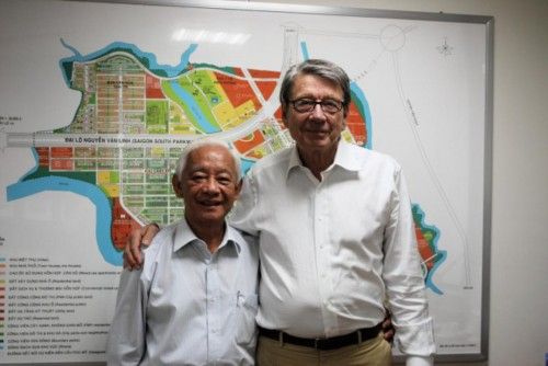 jk with dr nam chief architect 1064x712