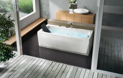 rectangular bathtub with head rest 665x419