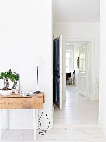 minimalist Swedish apartment 9