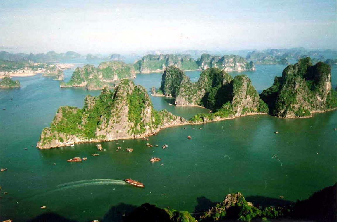 Take a tour of magical beauty and discover the mysteries hidden in one of the worlds most breathtaking destinations – Ha Long Bay in Vietnam. 