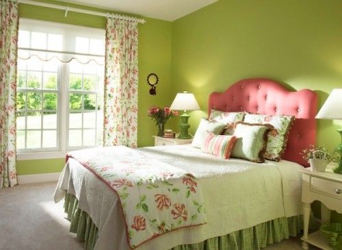 springtime-color-bedroom-green