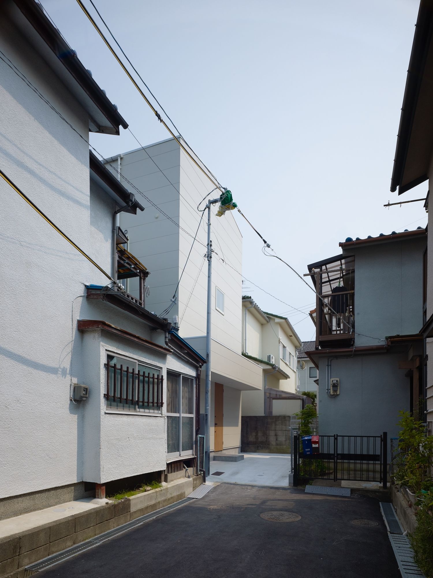 5144eee5b3fc4bb1d800006e_house-in-goido-fujiwarramuro-architects_goido232000