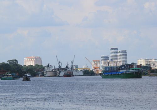 Khu vực Cảng Sài Gòn và bờ tây sông Sài Gòn hiện tại nằm trong phân khu 3... - Ảnh: Nguyên Mi
