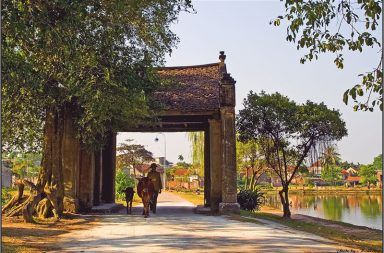 Duong Lam Ancient village 1