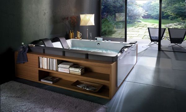 Thiết kế bởi công ty BluBleu, Ý, kiểu bồn tắm này là sự lựa chọn hoàn hảo cho những người thích đọc sách.