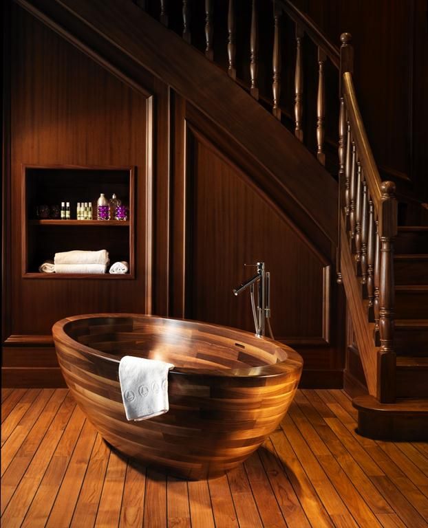 Baula-bathtub.-American-walnut-Interior-Project-by-Buildinvest