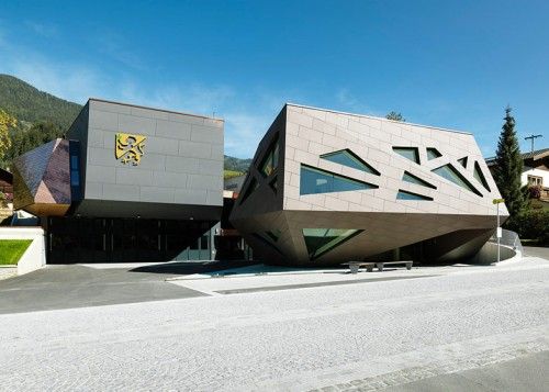 dezeen_Community-Center-in-Tyrol-by-Machn-Architekten_ss_6