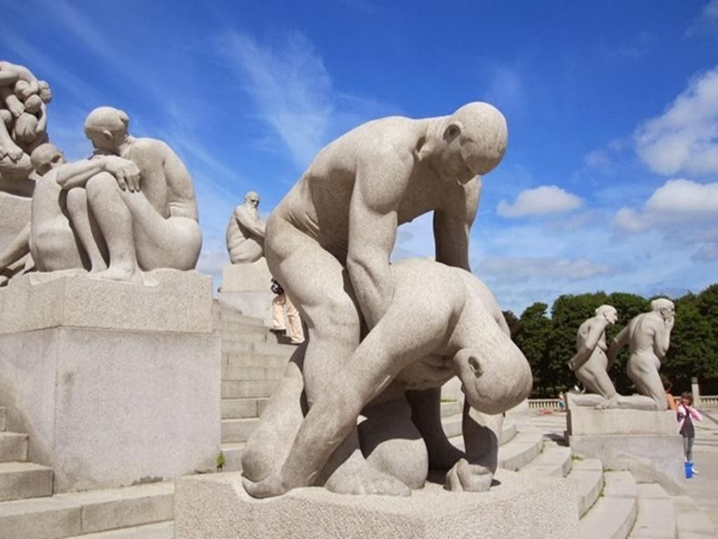 Vigeland tiếp tục làm việc với những tác phẩm điêu khắc của mình trong công viên cho đến khi kết thúc cuộc đời vào năm 1943. Tổng cộng ông có 19 năm cống hiến cho nghệ thuật điêu khắc nước nhà, tất cả tác phẩm đều đặt trong công viên Frogner và Nobels Gate – được xem như là trái tim của thành phố Oslo. 