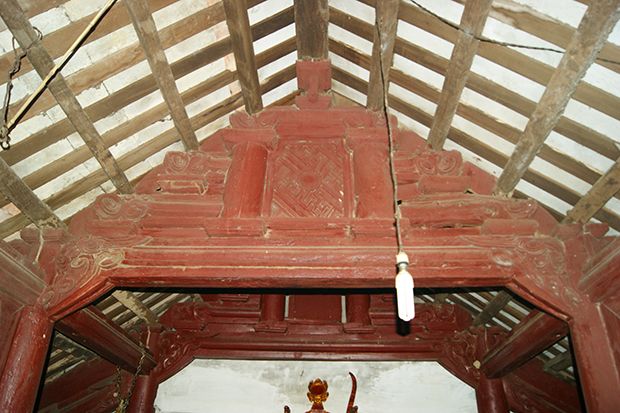 Kết cấu vỉ nóc kiểu giá chiêng – chống rường cụt – phong cách nghệ thuật thế kỷ XVIII ở chùa Trung Can