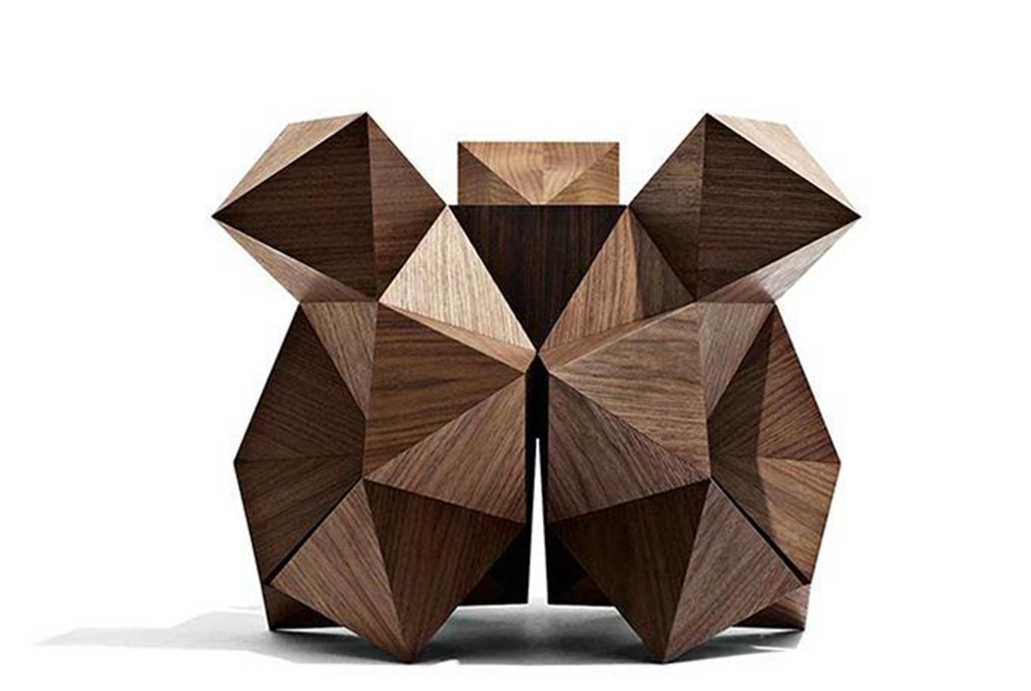 Rasmus Fenhann, “Geometric Furniture” (Nội thất hinh học, thuộc Maria Wettergren Gallery)