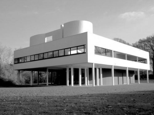 Pilotis Villa Savoye Le Corbusier