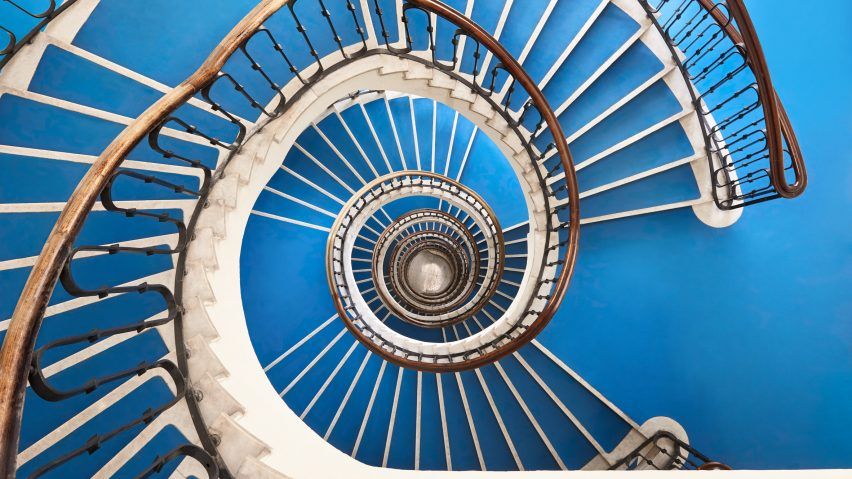 Những cầu thang xoắn ốc vô hạn ở Budapest bởi nhiếp ảnh gia Balint Alovits 13
