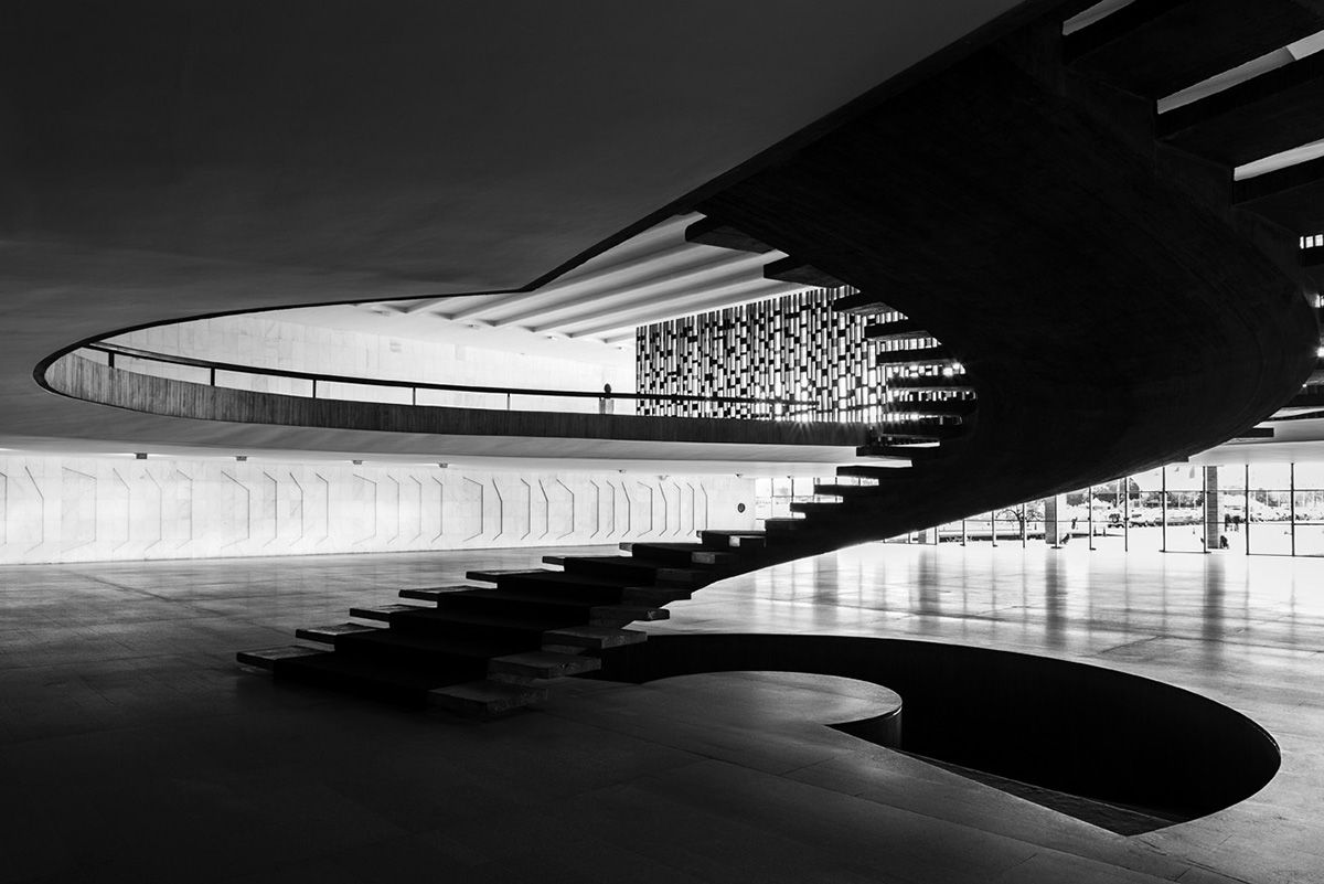 Oscar Niemeyer qua lăng kính của Haruo Mikami 10 1