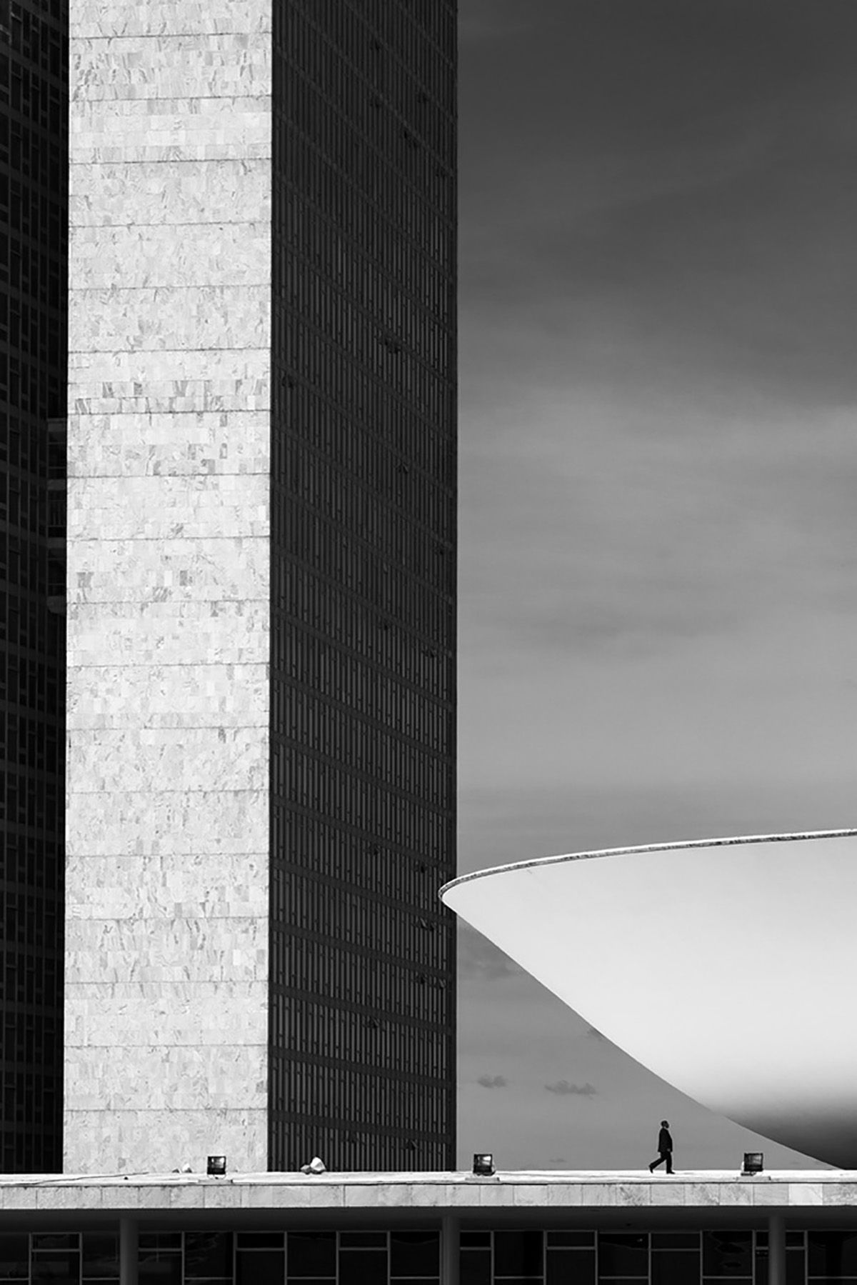 Oscar Niemeyer qua lăng kính của Haruo Mikami 6 1