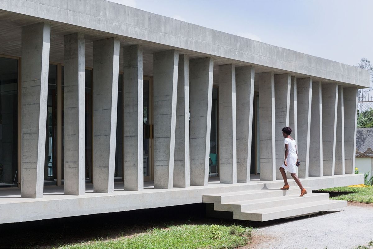 Kiến trúc hiện đại Bờ Biển Ngà - Châu Phi