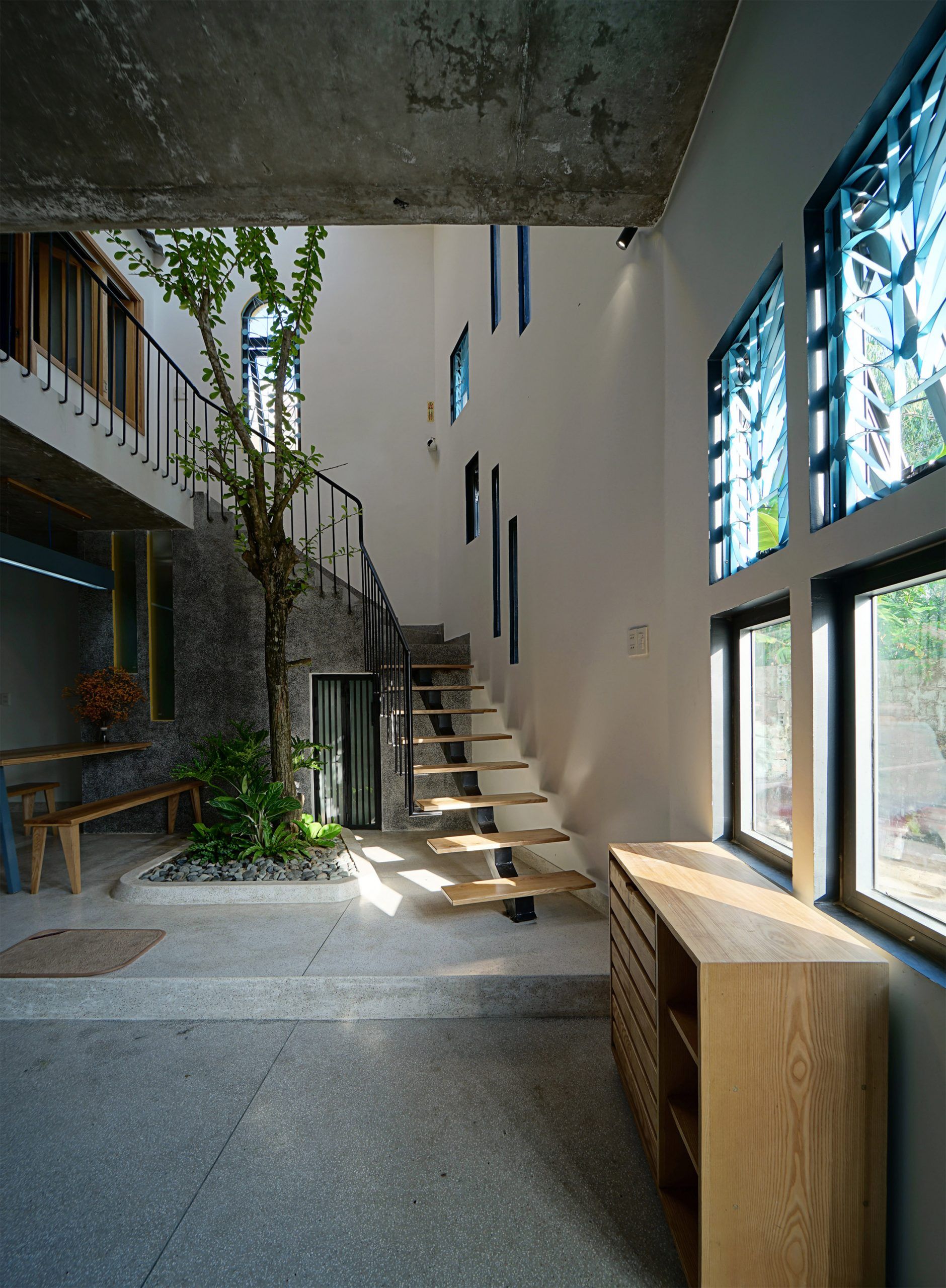 Daisy House | IZ Architects