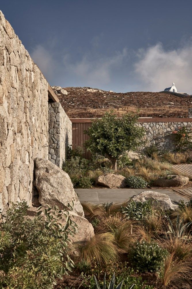 Villa Mandra – Vẻ đẹp hoang sơ thời hiện đại | K-Studio