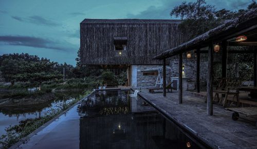Hoa Phong House – từ mảnh đất nông nghiệp bị bỏ hoang thành ngôi nhà “ 4 không” đầy sáng tạo | Huni Architectes