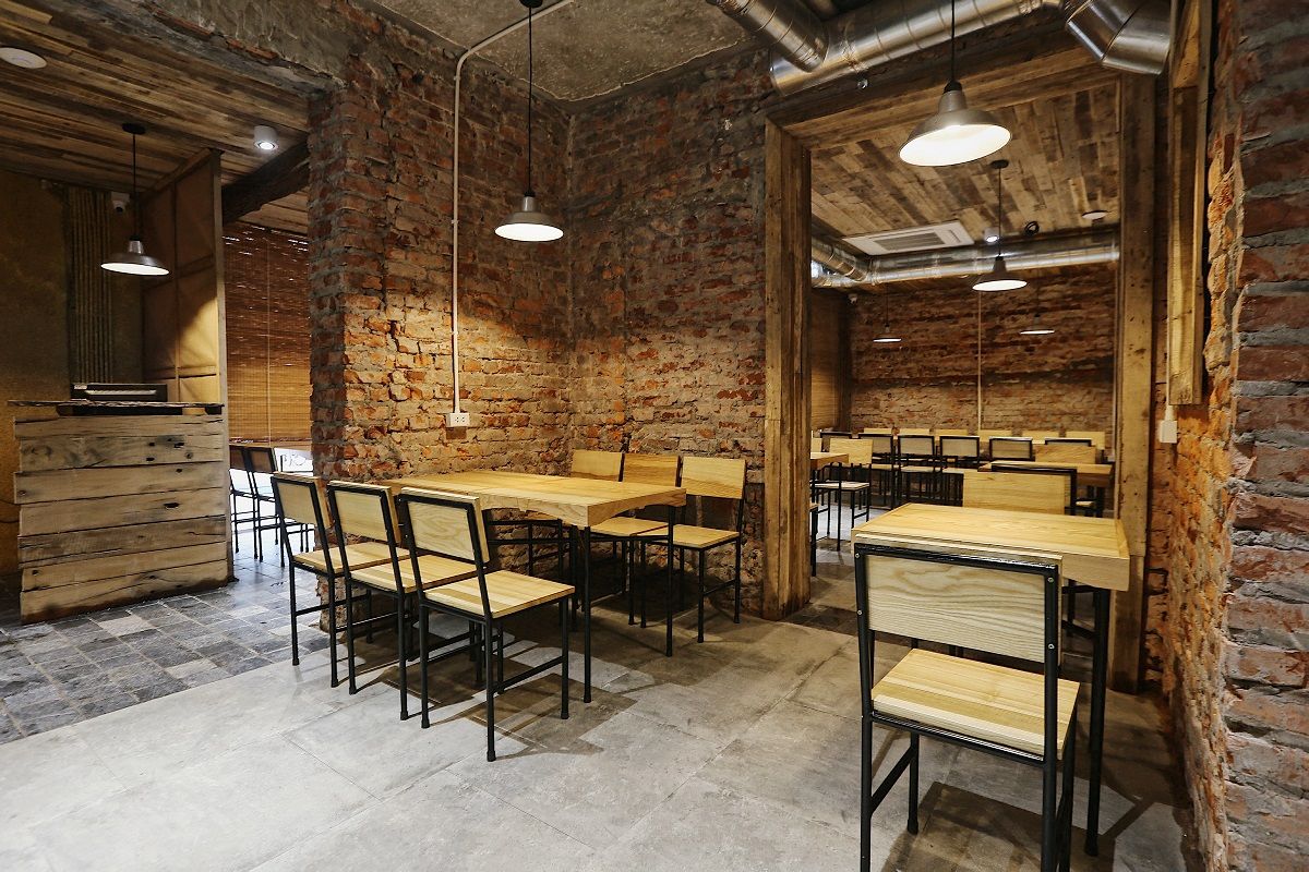 Cải tạo quán bia hơi cũ thành không gian ẩm thực có “1-0-2”giữa lòng Hà Nội | VG Design JSC