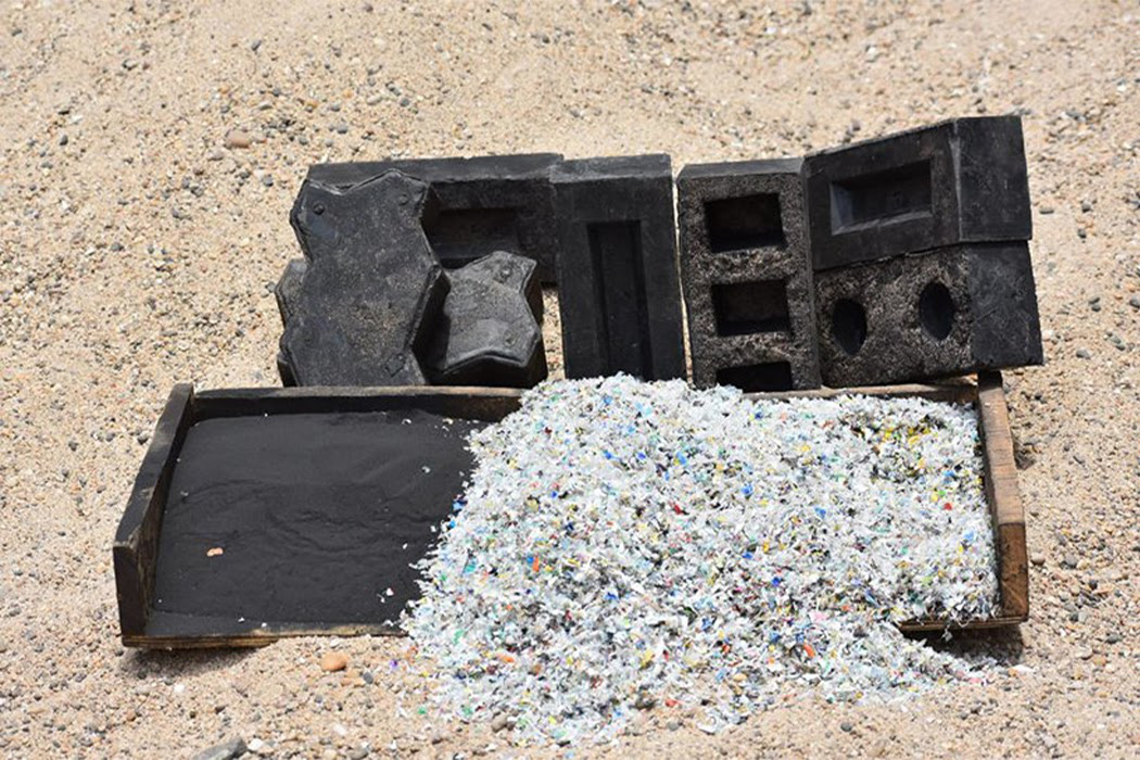 Nghiên cứu mới: Gạch tái chế từ cát và rác thải nhựa