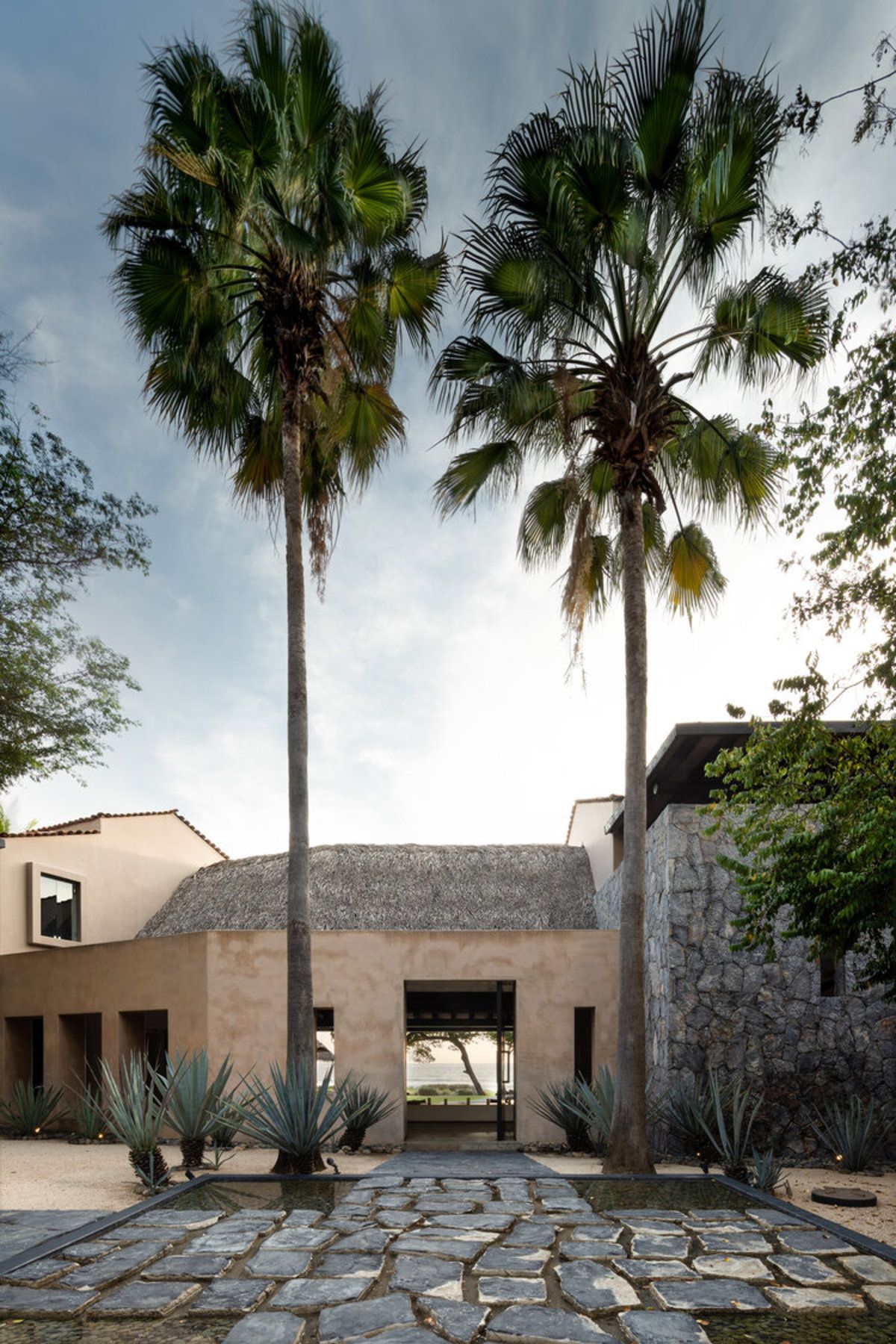 Casa La Vida - Sự hòa quyện giữa kiến trúc bản địa và kiến trúc đương đại | Zozaya Arquitectos
