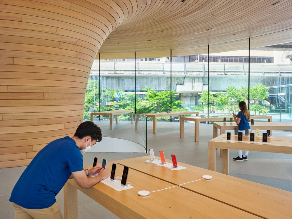 Apple-Central-World-%E2%80%93-FosterPartners-7-1000x1000.jpg