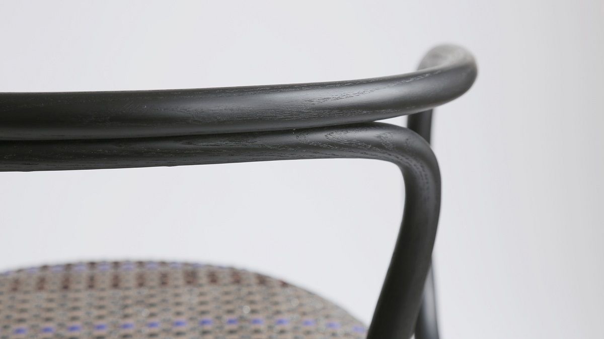 Thonet-Bolon-209-chair-experiment_dezeen_10-2000x1500.jpg