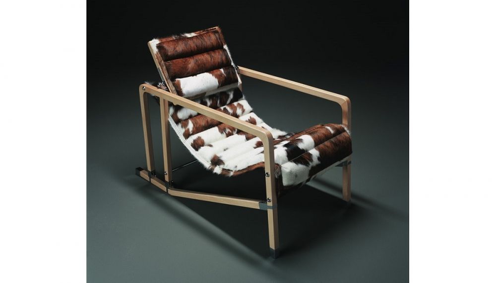 ecart-international-transat-lounge-chair-eileen-gray-1400x800-4-1-1000x1000.jpg