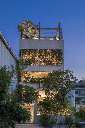 Tropical Suburb Town House – Nhà phố ngoại ô với kiến trúc từ bê tông nguyên khối | MM++ Architects