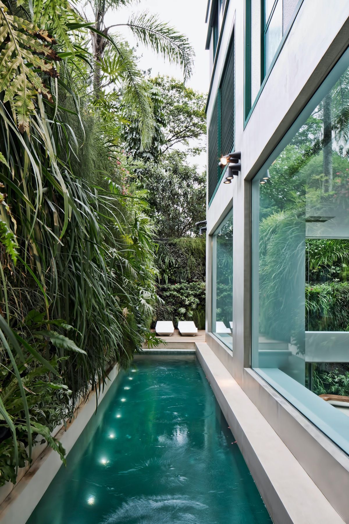 10 Ý tưởng nổi bật trong thiết kế bể bơi cho nhà ở
