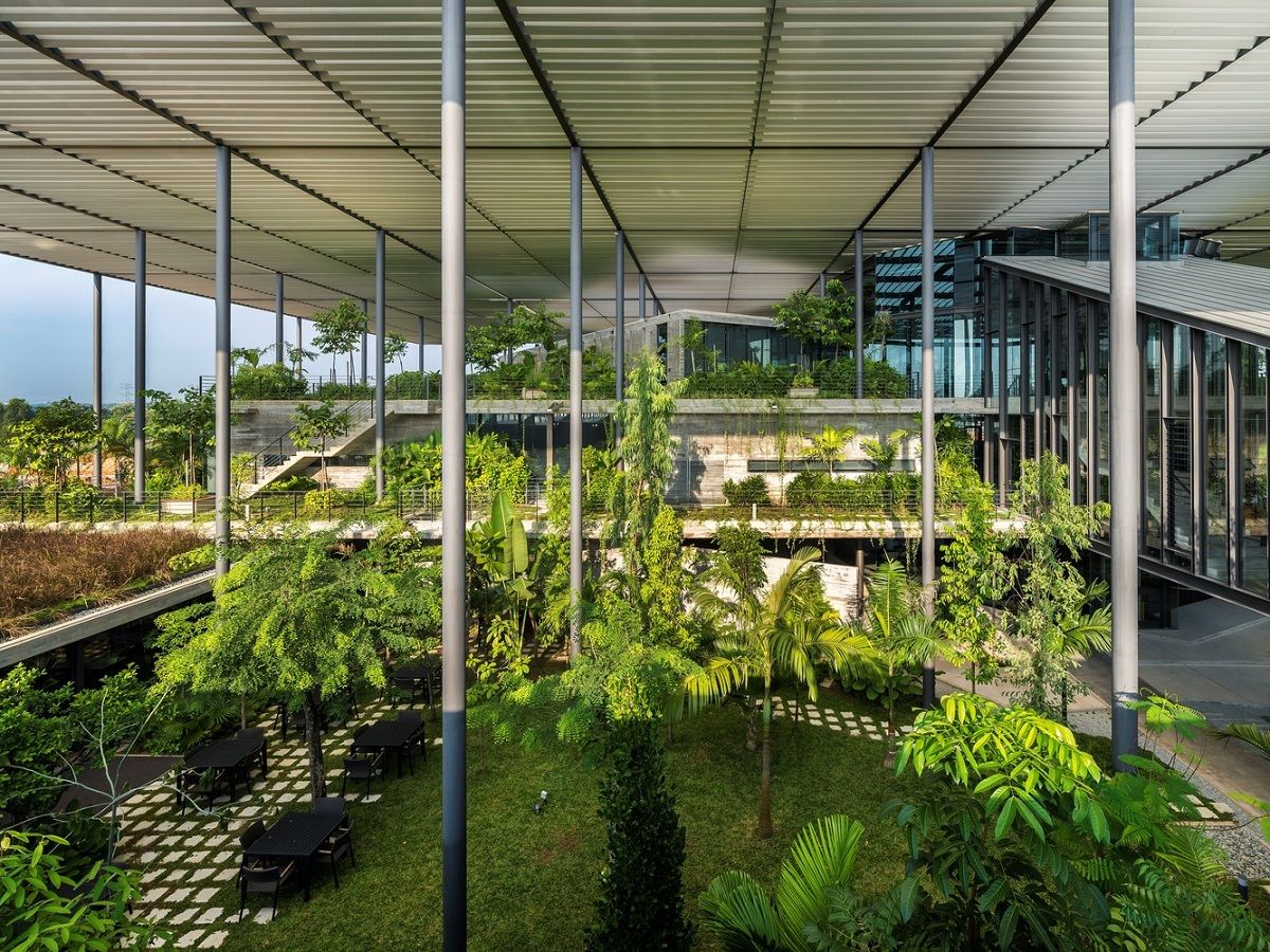 Factory in the Forest Design Unit Architects Snd Bhd..