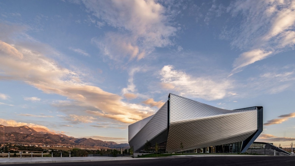 us-olympic-paralympic-museum-diller-scofidio-renfro-colorado-springs_dezeen_hero-a-1536x864-1-1000x1000.jpg