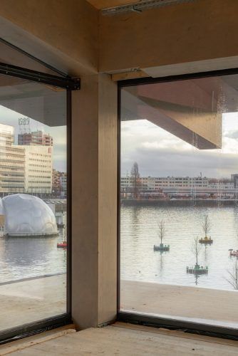 28 Powerhouse Company Floating Office Rotterdam photo by Sebastian van Damme