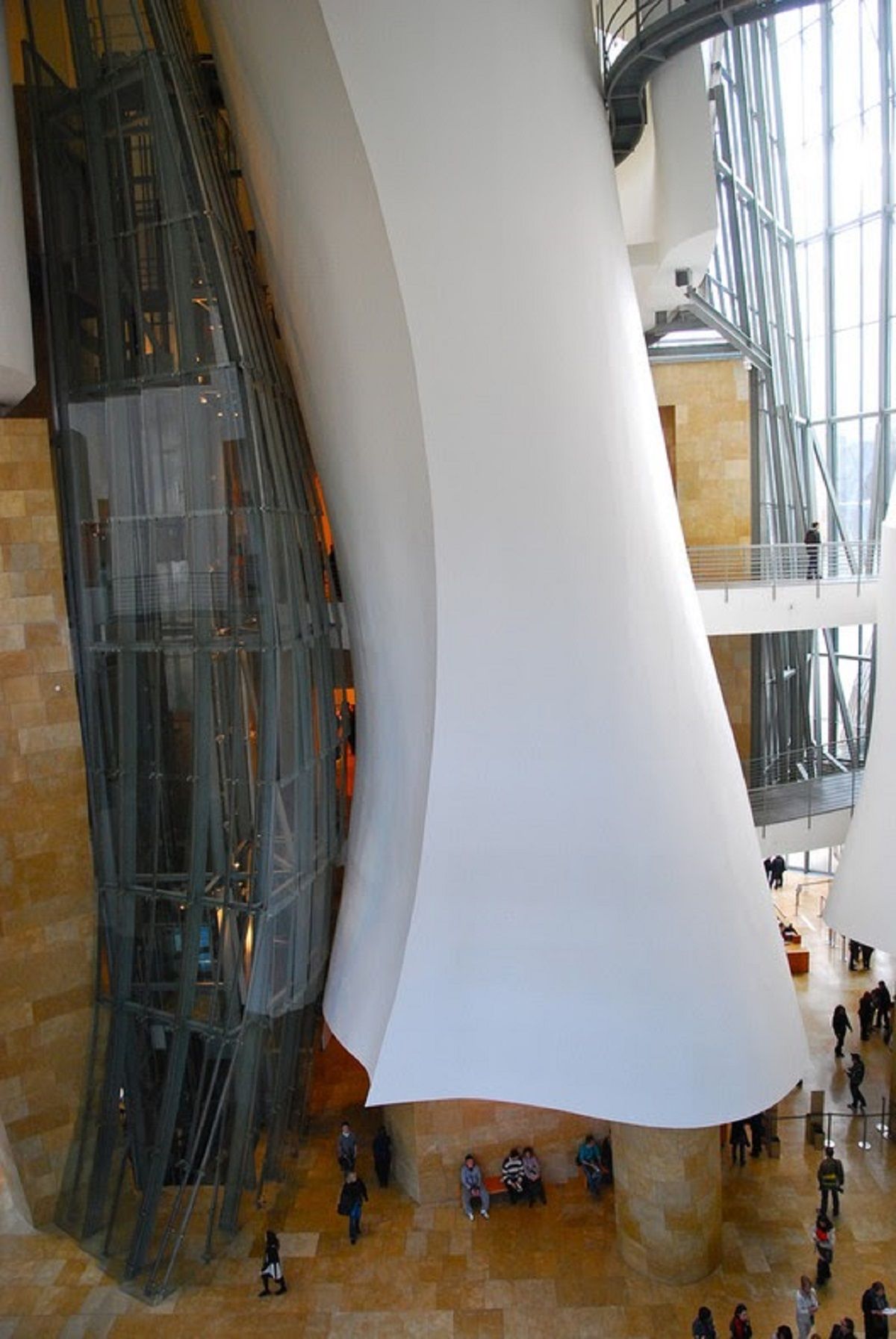 Kiến trúc kinh điển: Bảo tàng Guggenheim Bilbao | Gehry Partners