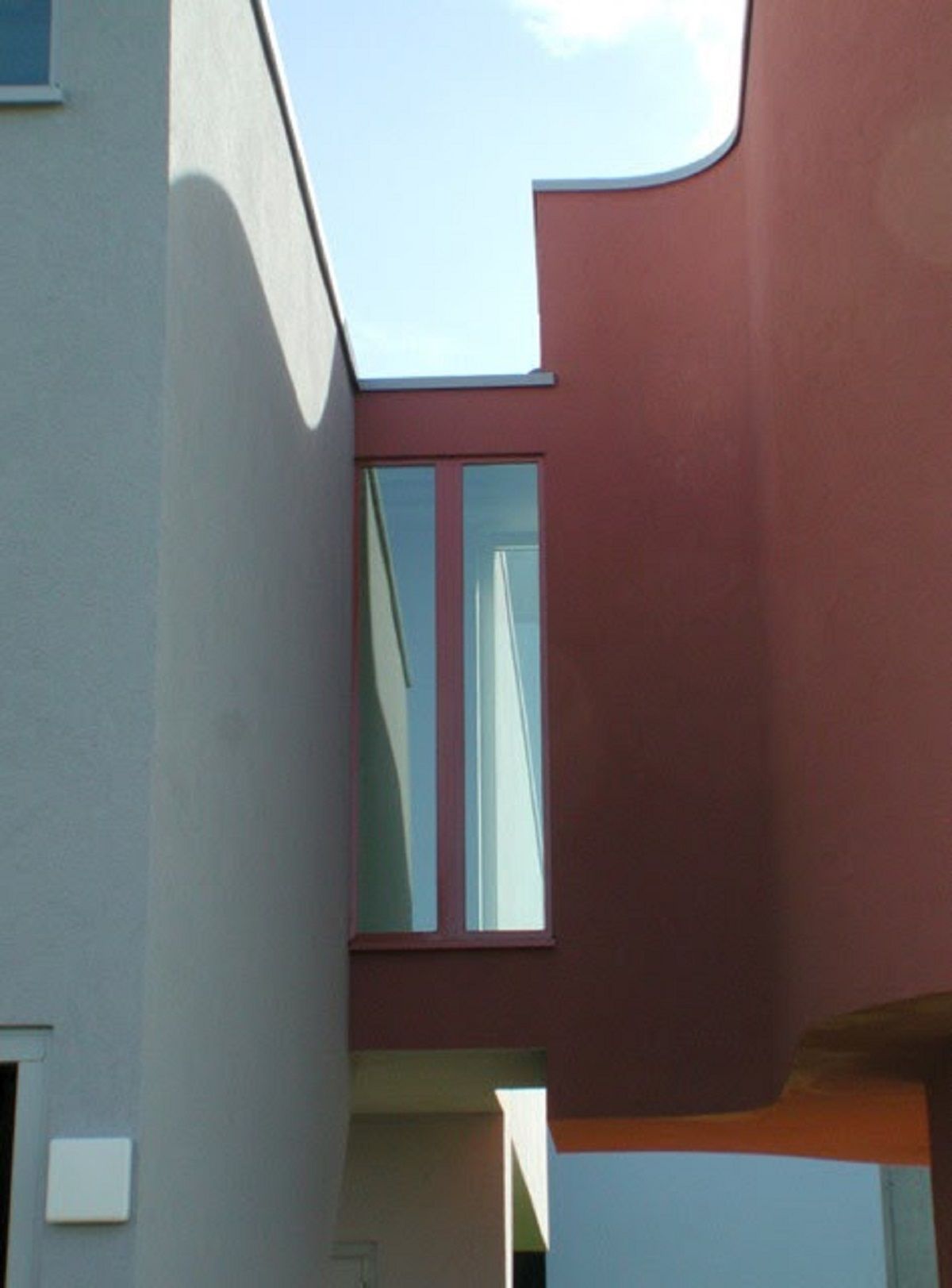 Kiến trúc kinh điển: Wall House 2 | John Hejduk, Thomas Muller/van Raimann Architekten & Otonomo Architecten