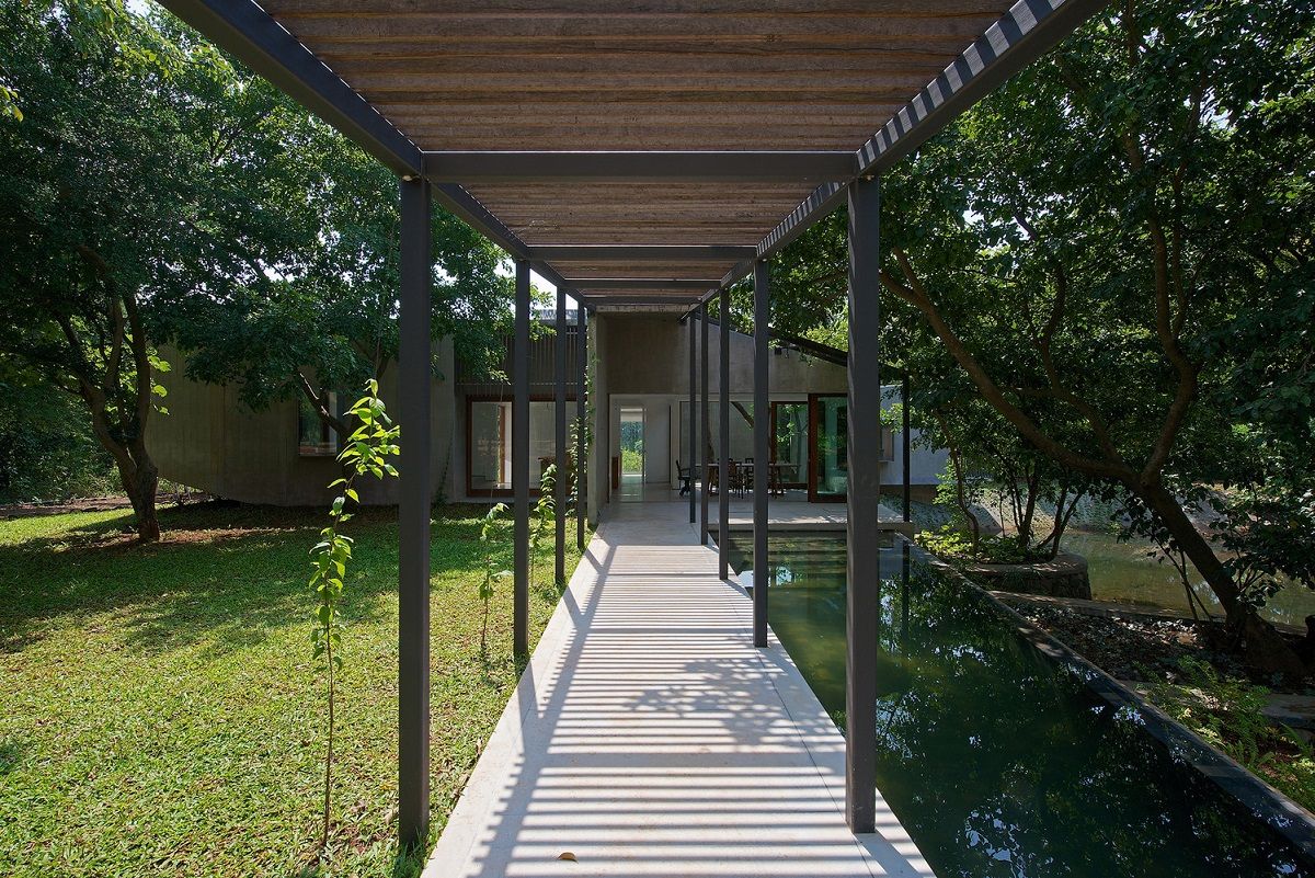 Ngôi nhà trên dòng suối ở Ấn Độ | Văn phòng kiến trúc Brio 