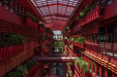 Jean Nouvel thiết kế tuyến phố với 1000 chậu cây màu đỏ ở Thượng Hải