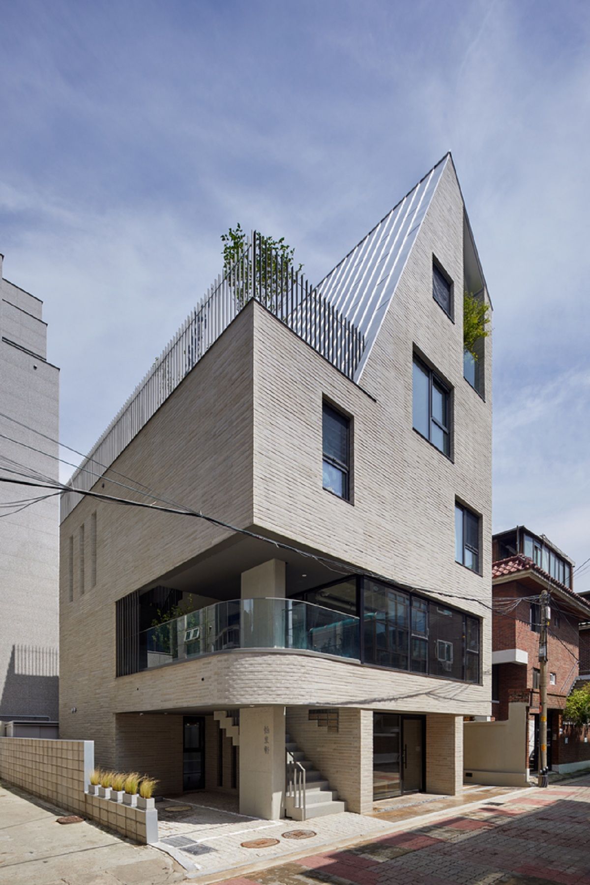 Lee Lee Heon - Tòa nhà phức hợp tái hiện những nét xưa trong đô thị hiện đại  | SOSU architects 