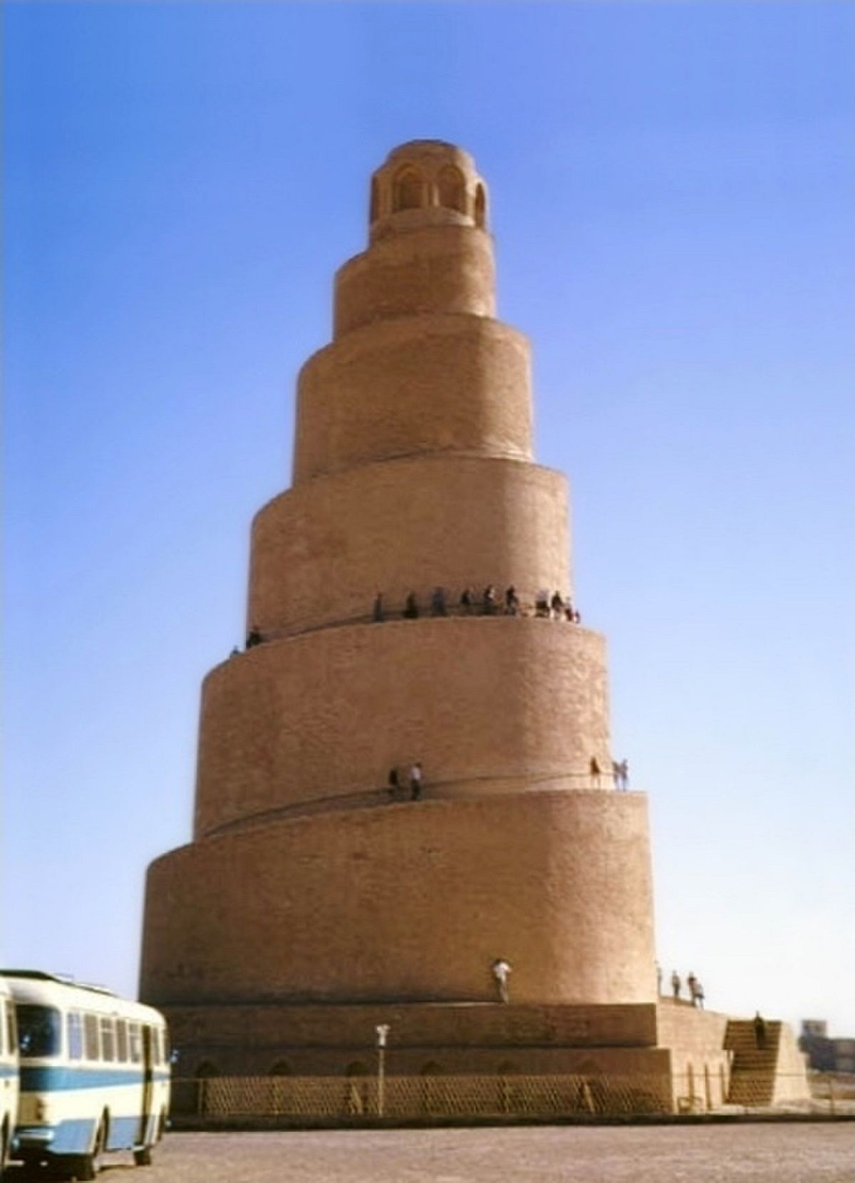 kienviet vai tro cua tieu thap minaret trong kien truc hoi giao