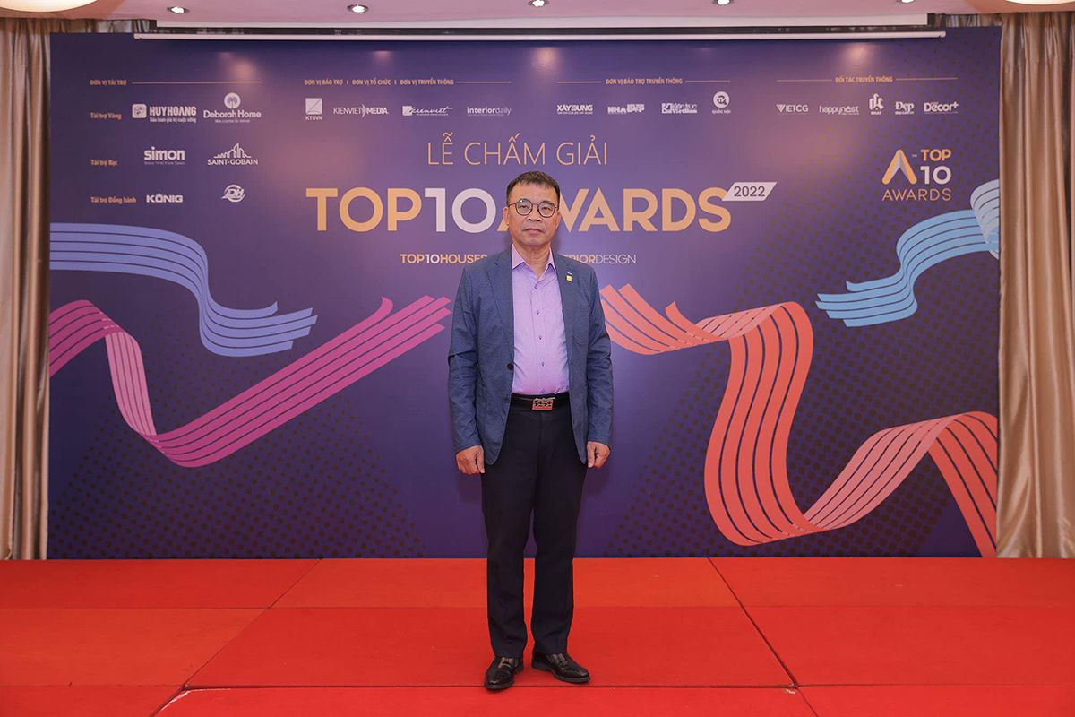 kienviet Chia se cua BGK trong buoi le cham giai Top 10 Awards 2022 2023 2 1