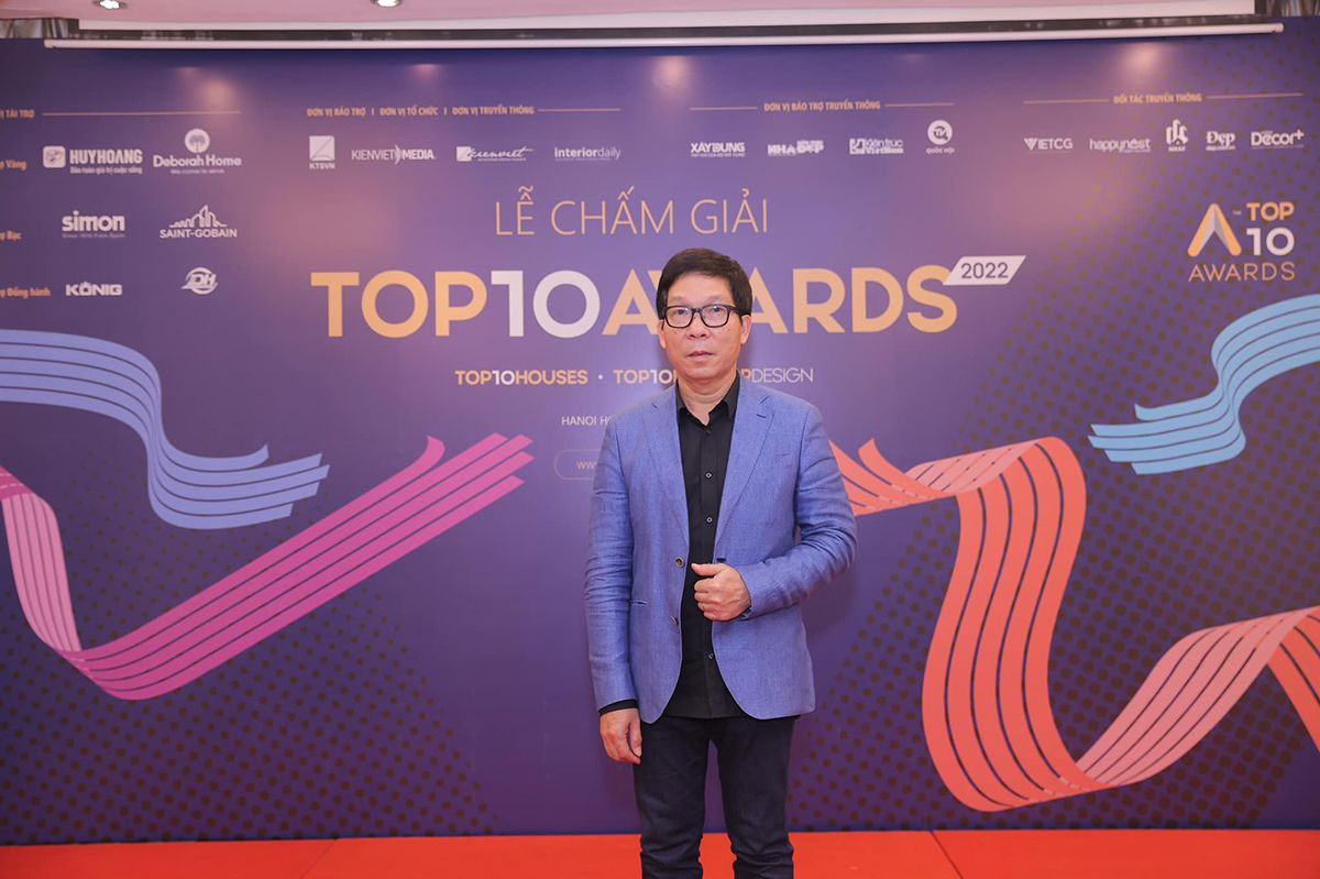 kienviet Chia se cua BGK trong buoi le cham giai Top 10 Awards 2022 2023 5 1