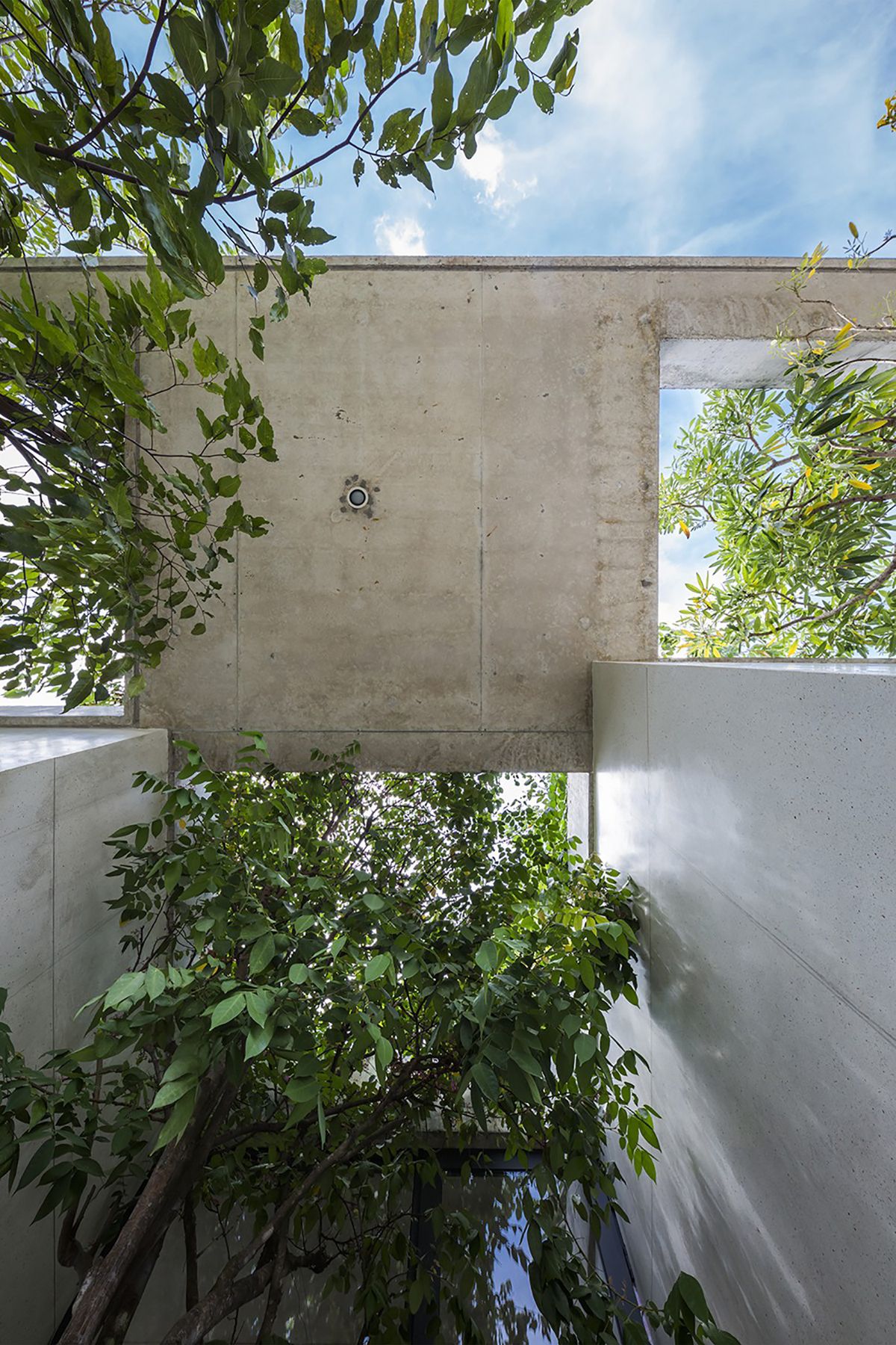 kienviet Truong Dai Hoc FPT Ha Noi va Stacked Planter House cua Vo Trong Nghia Architects VTN Architects gianh chien thang tai World Architecture Awards lan thu 42 17